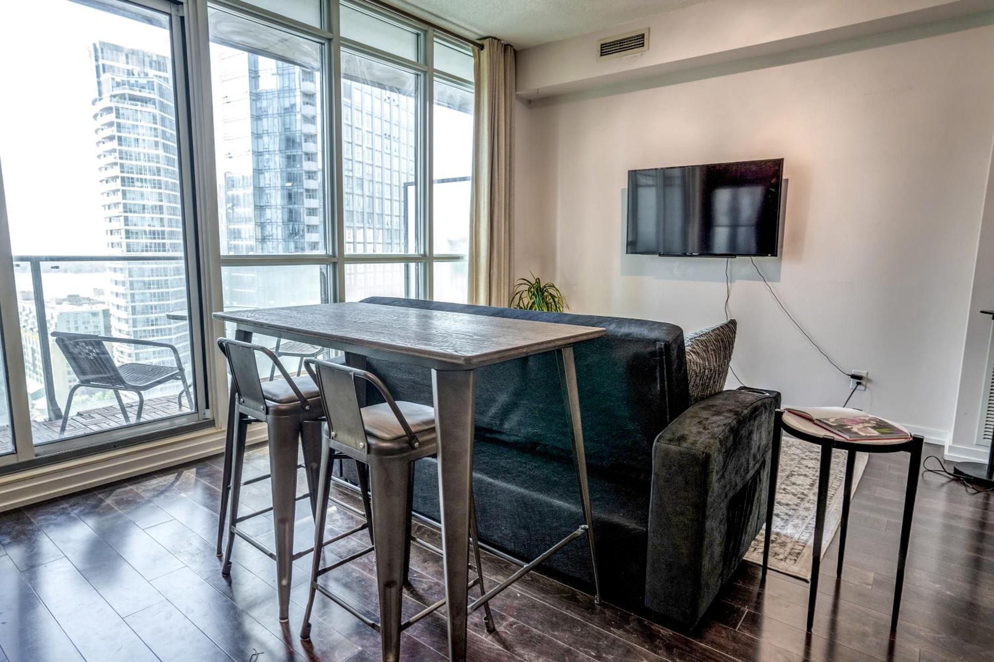 Stunning 1Br Condo In Heart Of Downtown Toronto Exterior photo